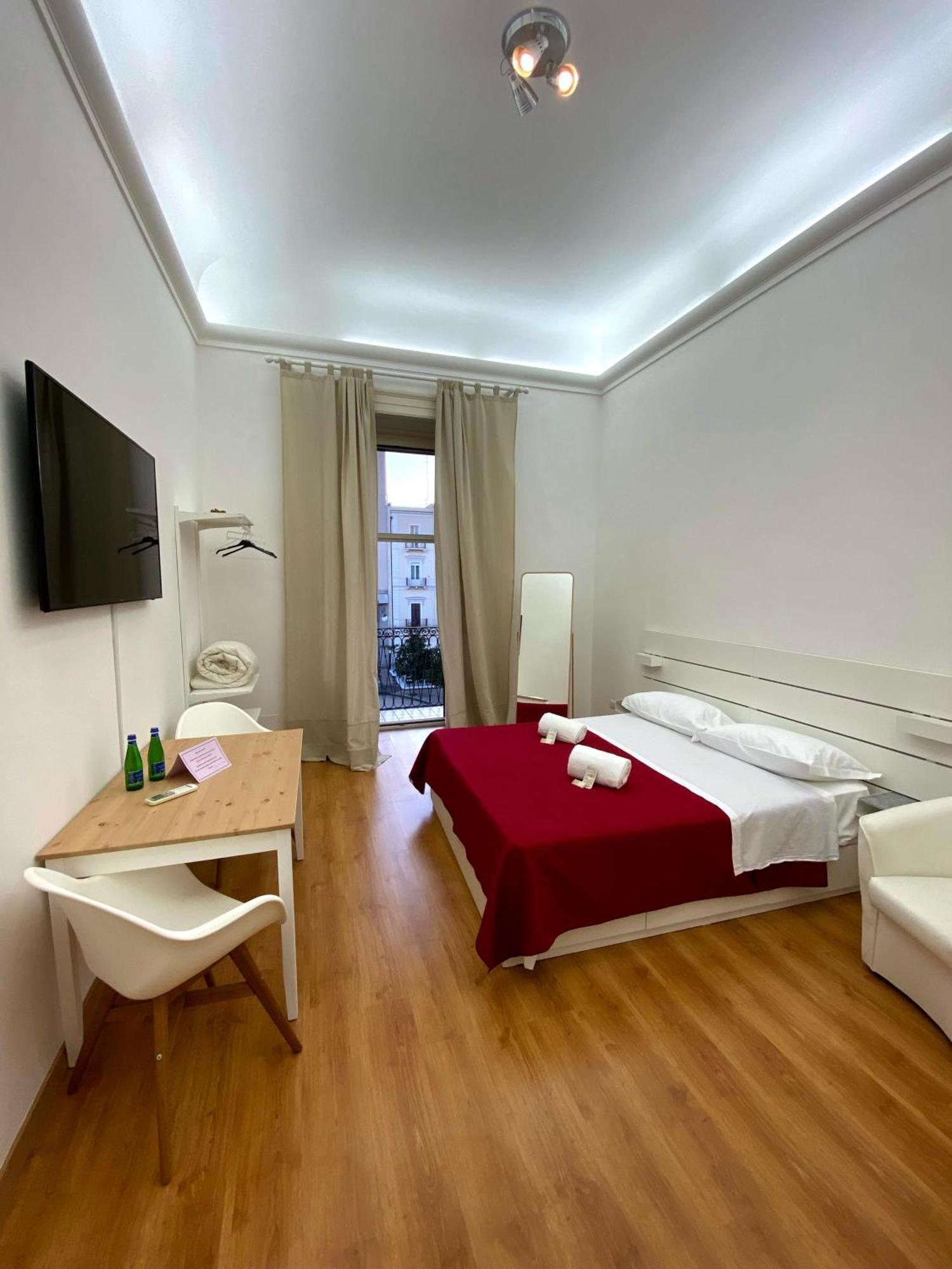 Апартаменты Amica Taranto In Piazza Экстерьер фото